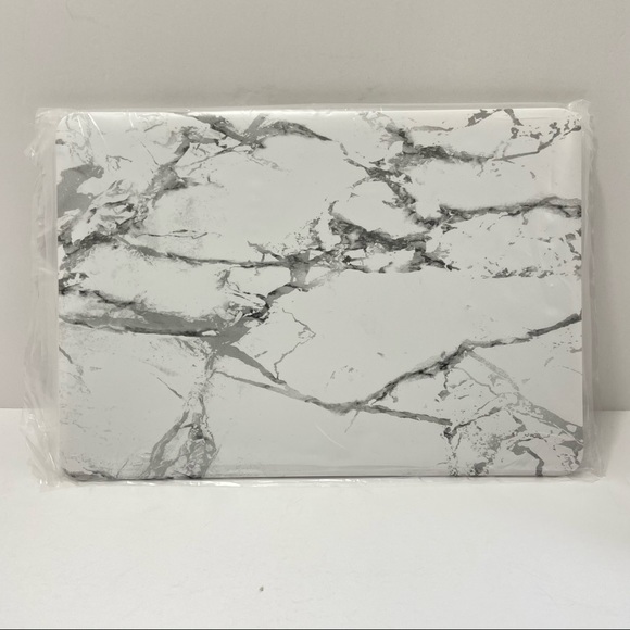 New Unik Case Retina 13 Inch Marble Hard Case - Picture 5 of 6